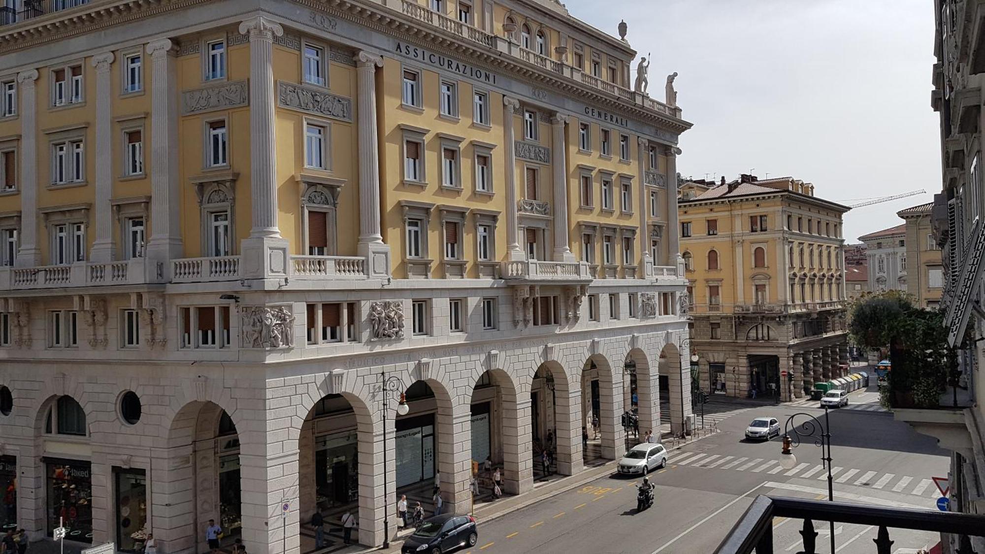 Trieste Center Rooms & Apartments - Fiori Di Trieste Eksteriør bilde