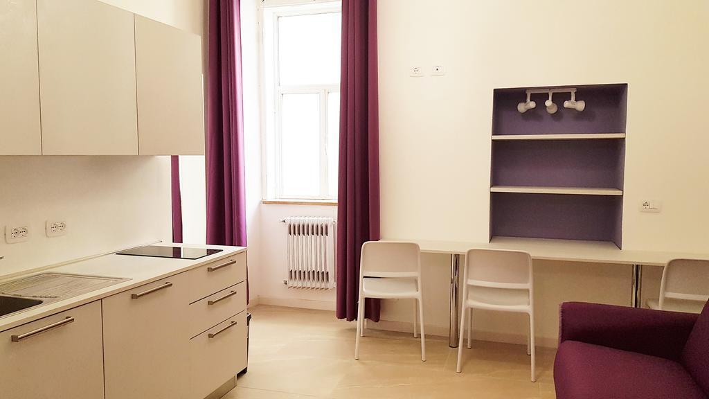 Trieste Center Rooms & Apartments - Fiori Di Trieste Eksteriør bilde