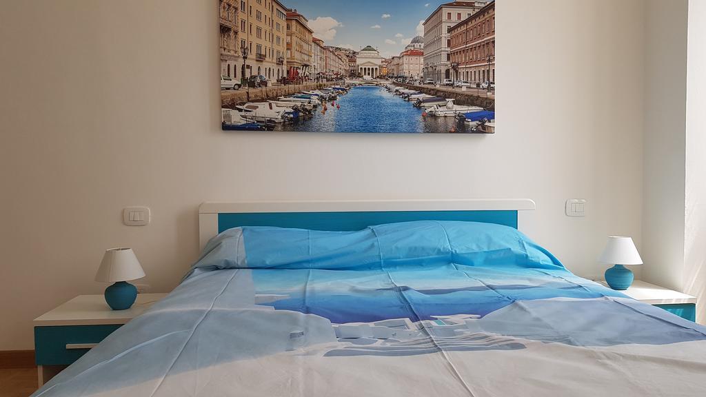 Trieste Center Rooms & Apartments - Fiori Di Trieste Eksteriør bilde